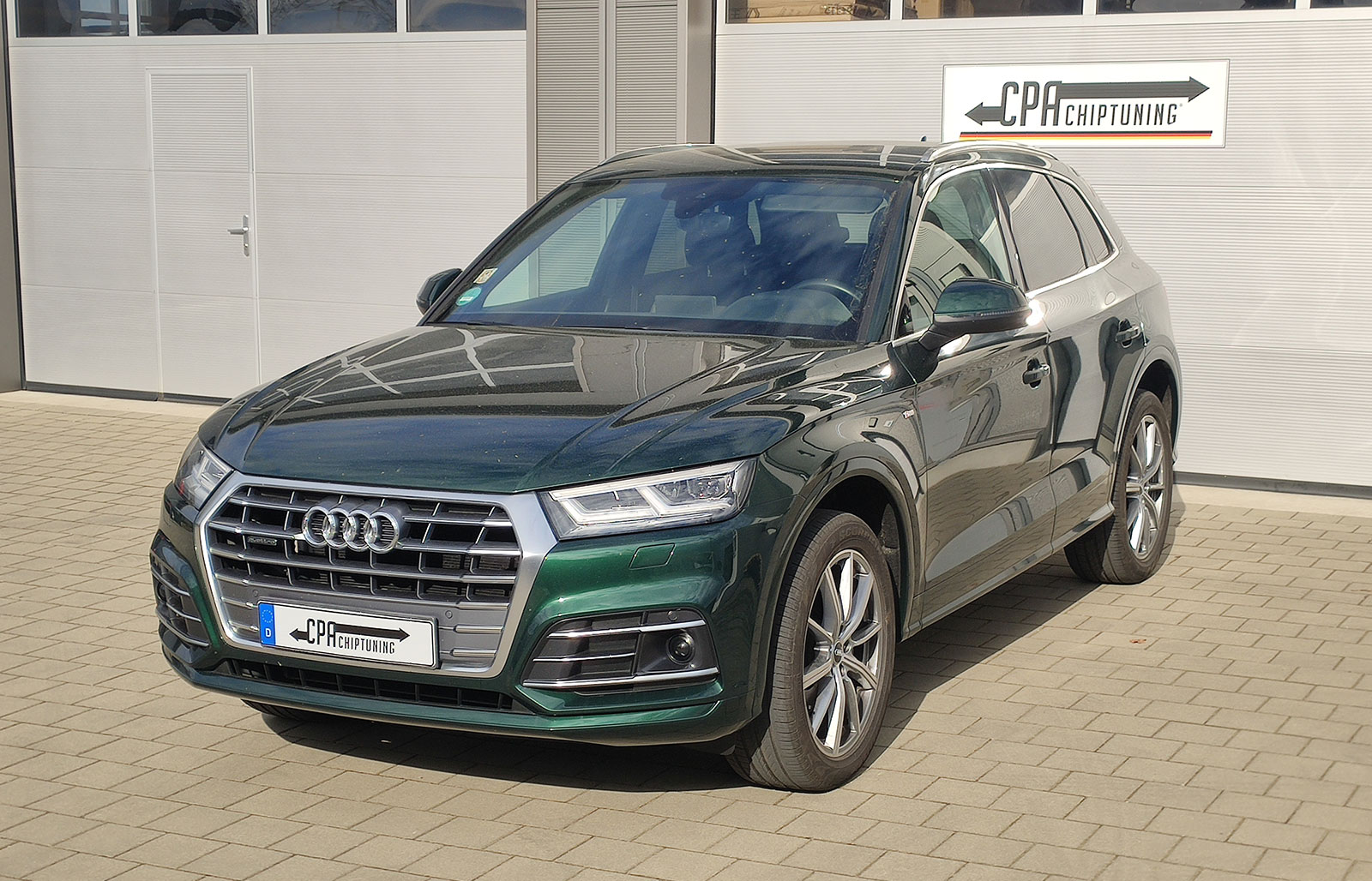 Individual software development for the Audi Q5