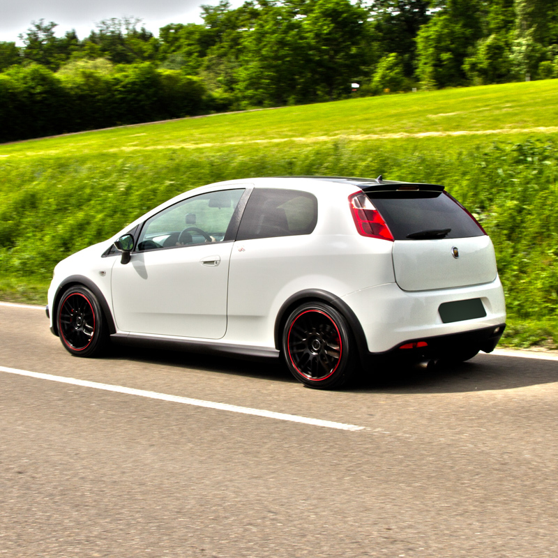 In the test at CPA - Abarth Grande Punto 1.4 T-Jet read more