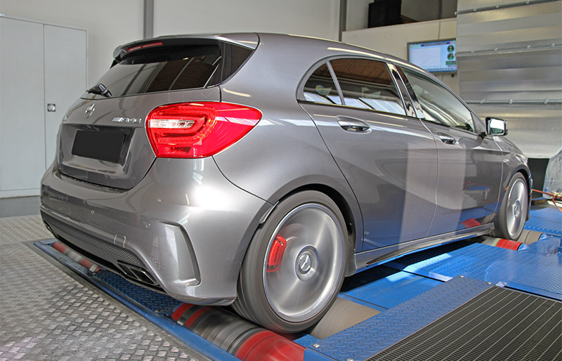 Mercedes A45 AMG on the dyno