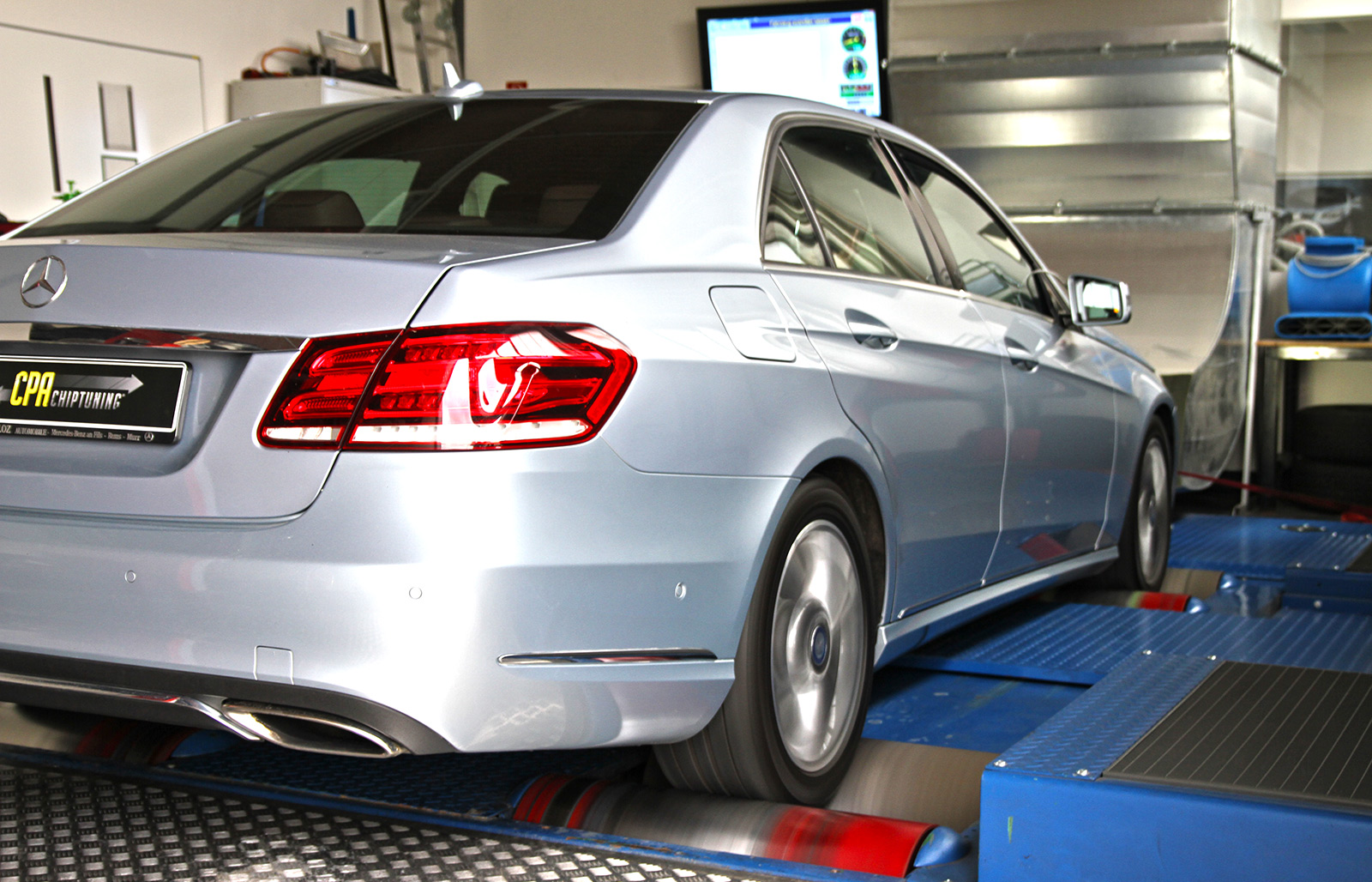The new Mercedes E400 (W212) at the dyno